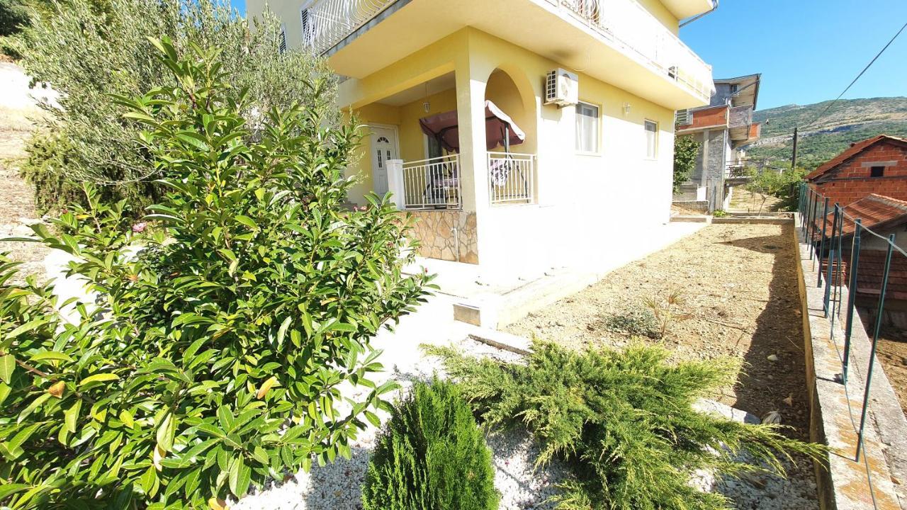 Appartamento Angel Drniš Esterno foto