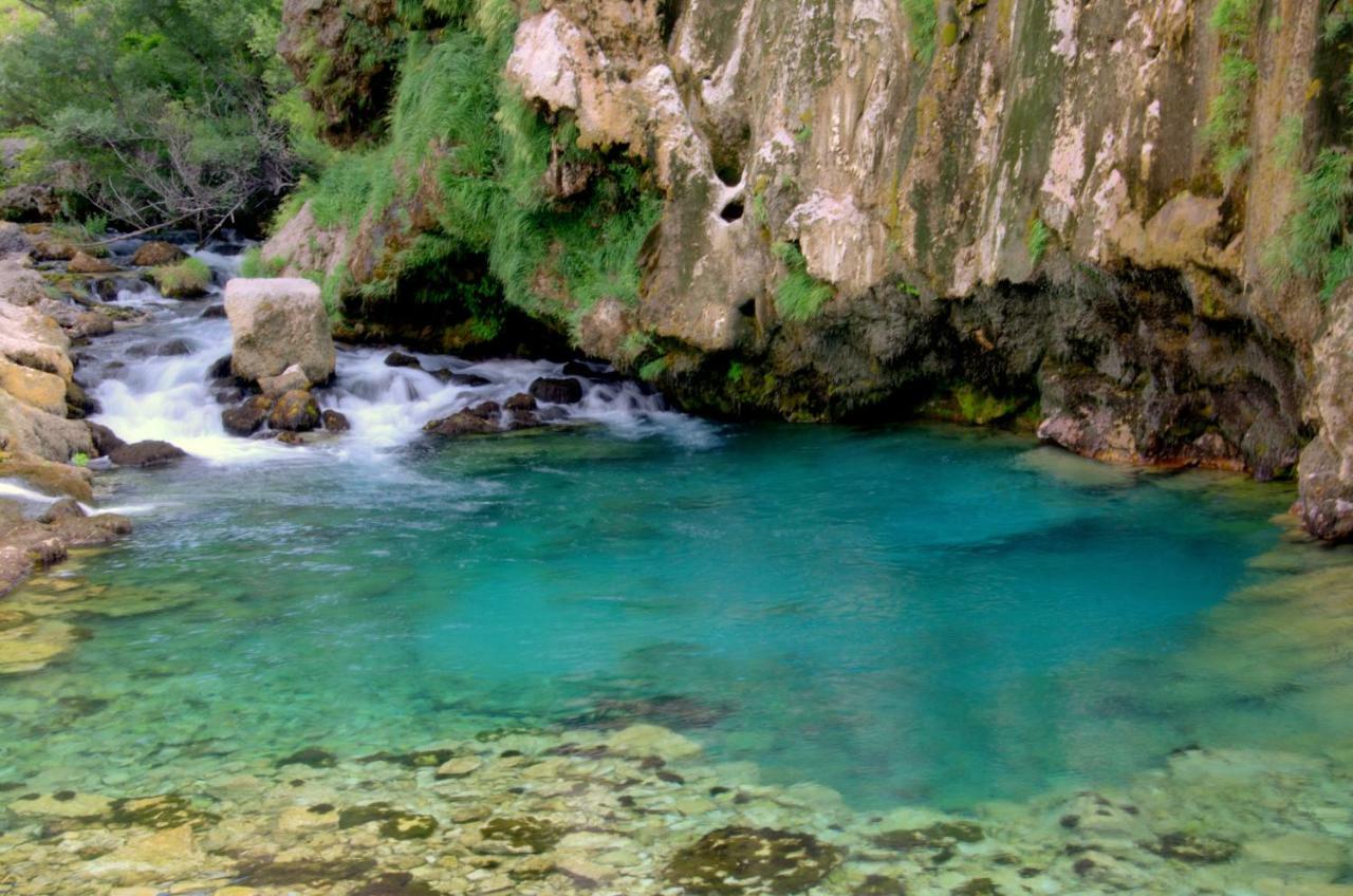 Appartamento Angel Drniš Esterno foto